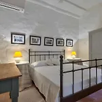 Casa Mezzodi' - Luxurious 18th C. With Gardens & Pool Kerċem