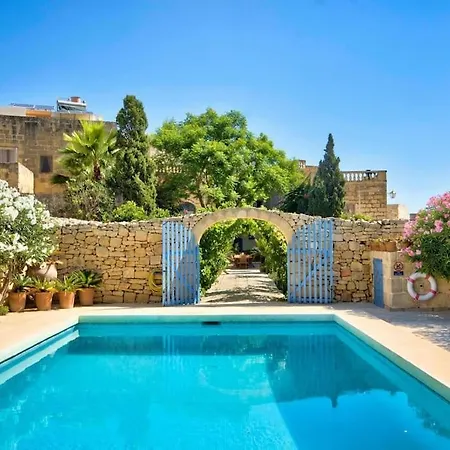 Villa Casa Mezzodì' - Luxurious 18th C. With Gardens&pool *