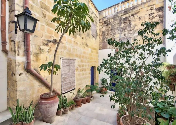 Casa Mezzodi' - Luxurious 18th C. With Gardens & Pool