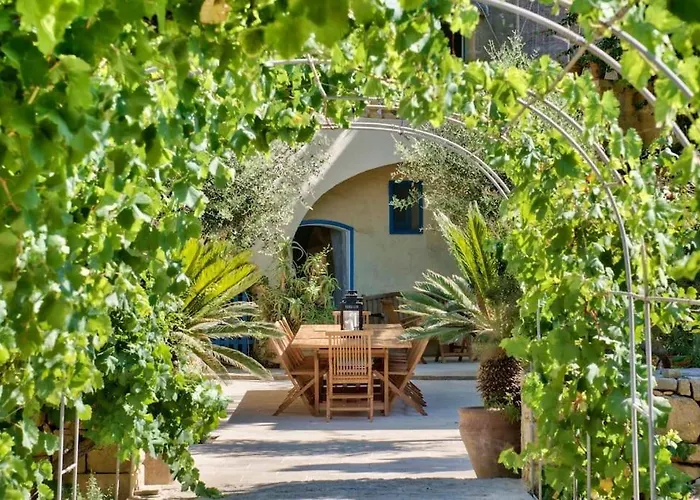 Casa Mezzodi' - Luxurious 18th C. With Gardens & Pool *